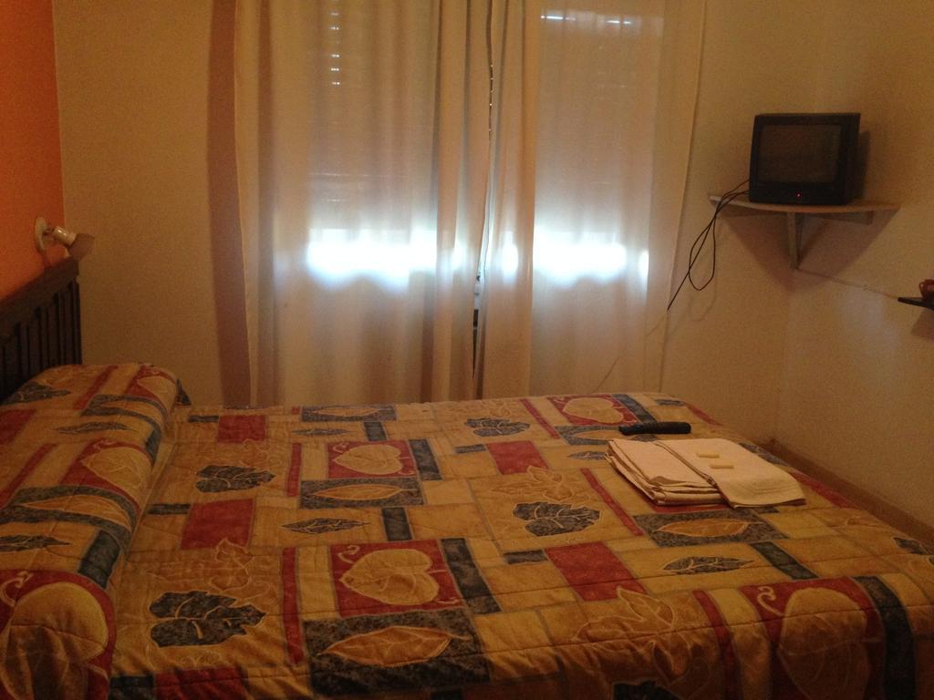 Hotel Gure Echea Villa Carlos Paz Eksteriør billede