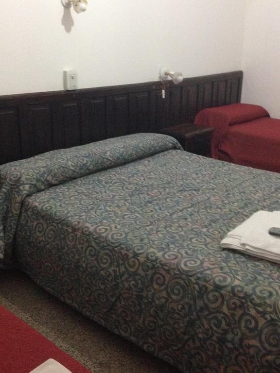 Hotel Gure Echea Villa Carlos Paz Eksteriør billede